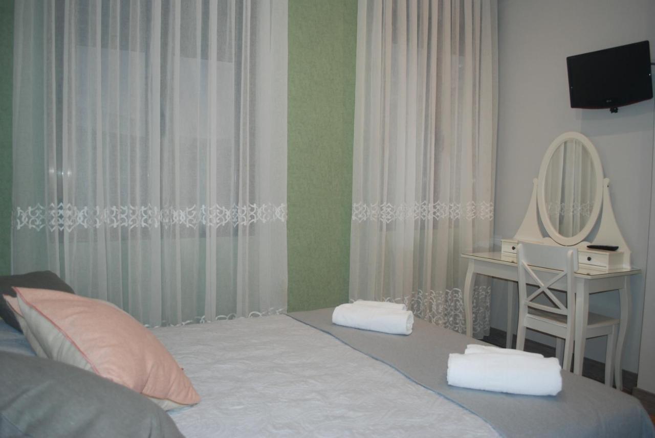 Hostal Avenida Madrid Ngoại thất bức ảnh
