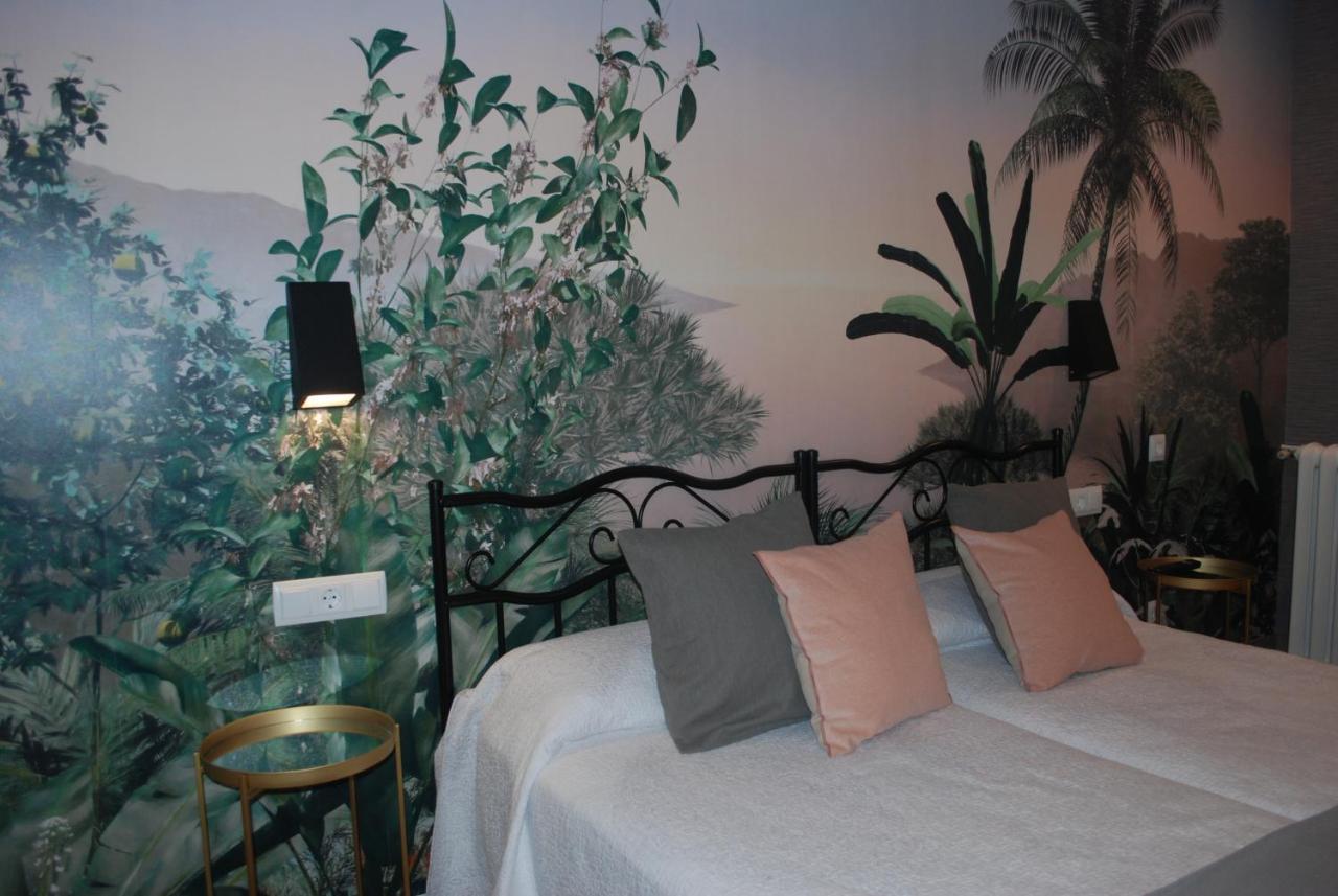 Hostal Avenida Madrid Ngoại thất bức ảnh