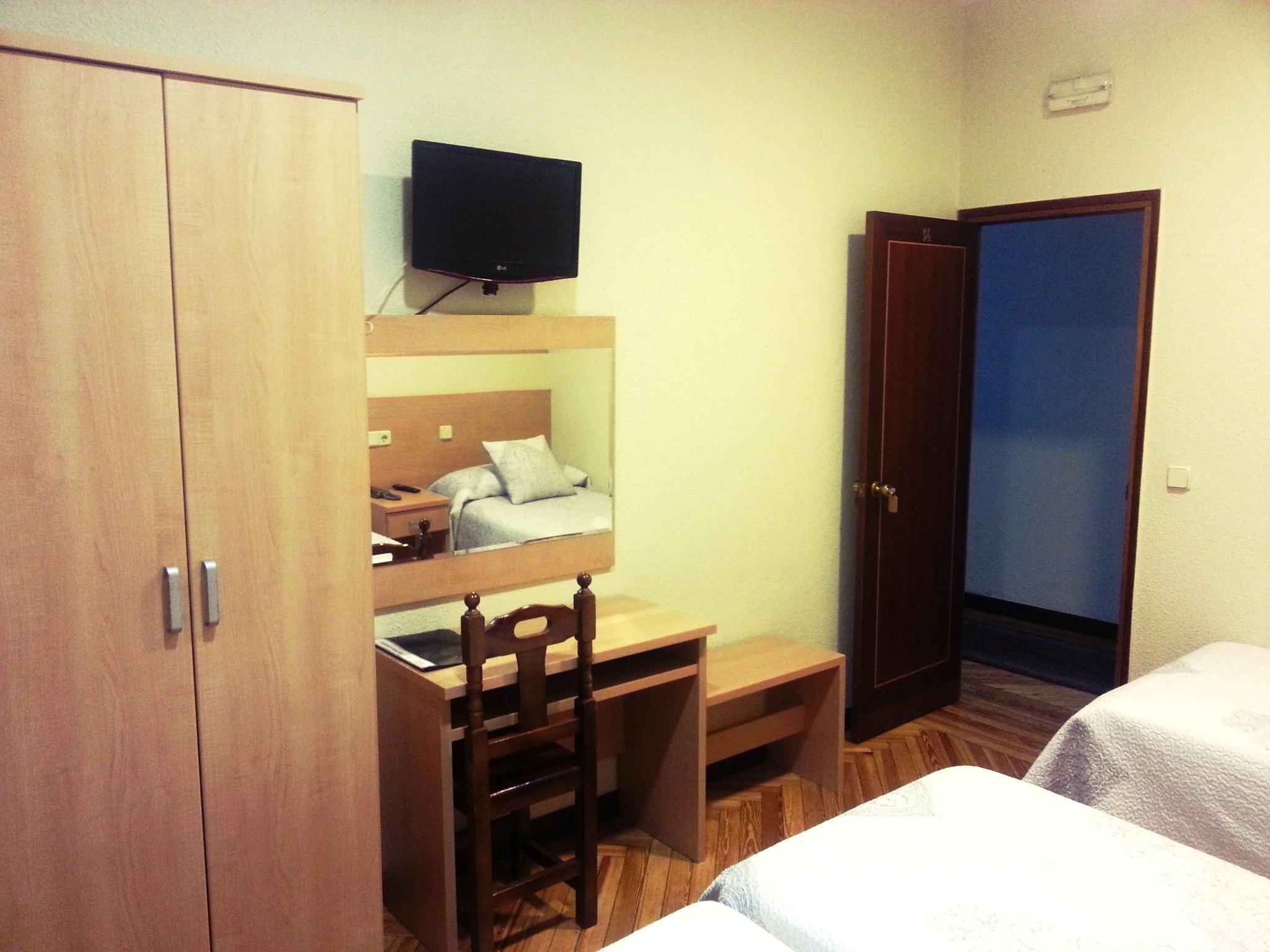 Hostal Avenida Madrid Ngoại thất bức ảnh