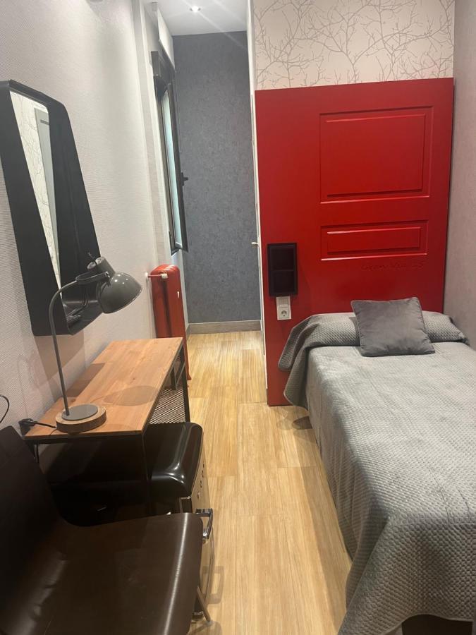 Hostal Avenida Madrid Ngoại thất bức ảnh